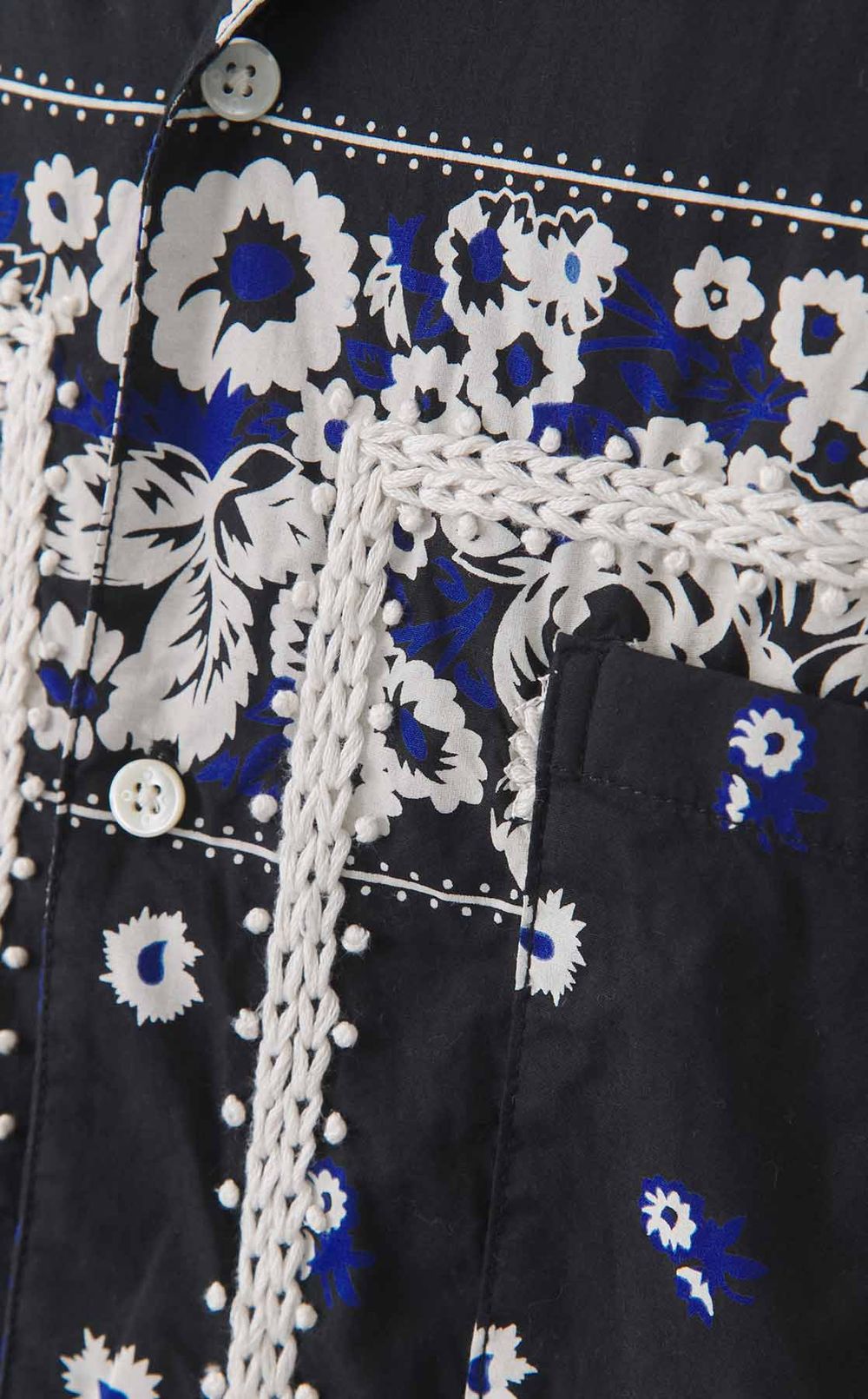 エンブロイダリーショートスリーブシャツ