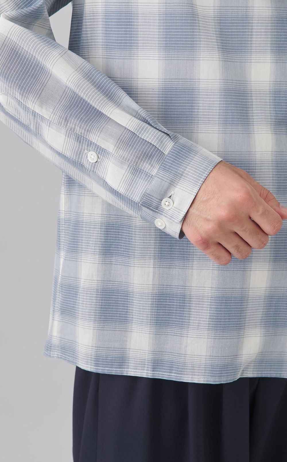 オープンカラーチェックシャツ