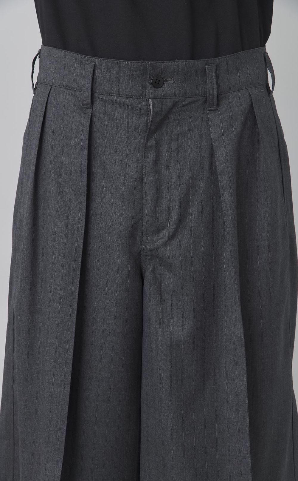 サマーウール3/4スラックス