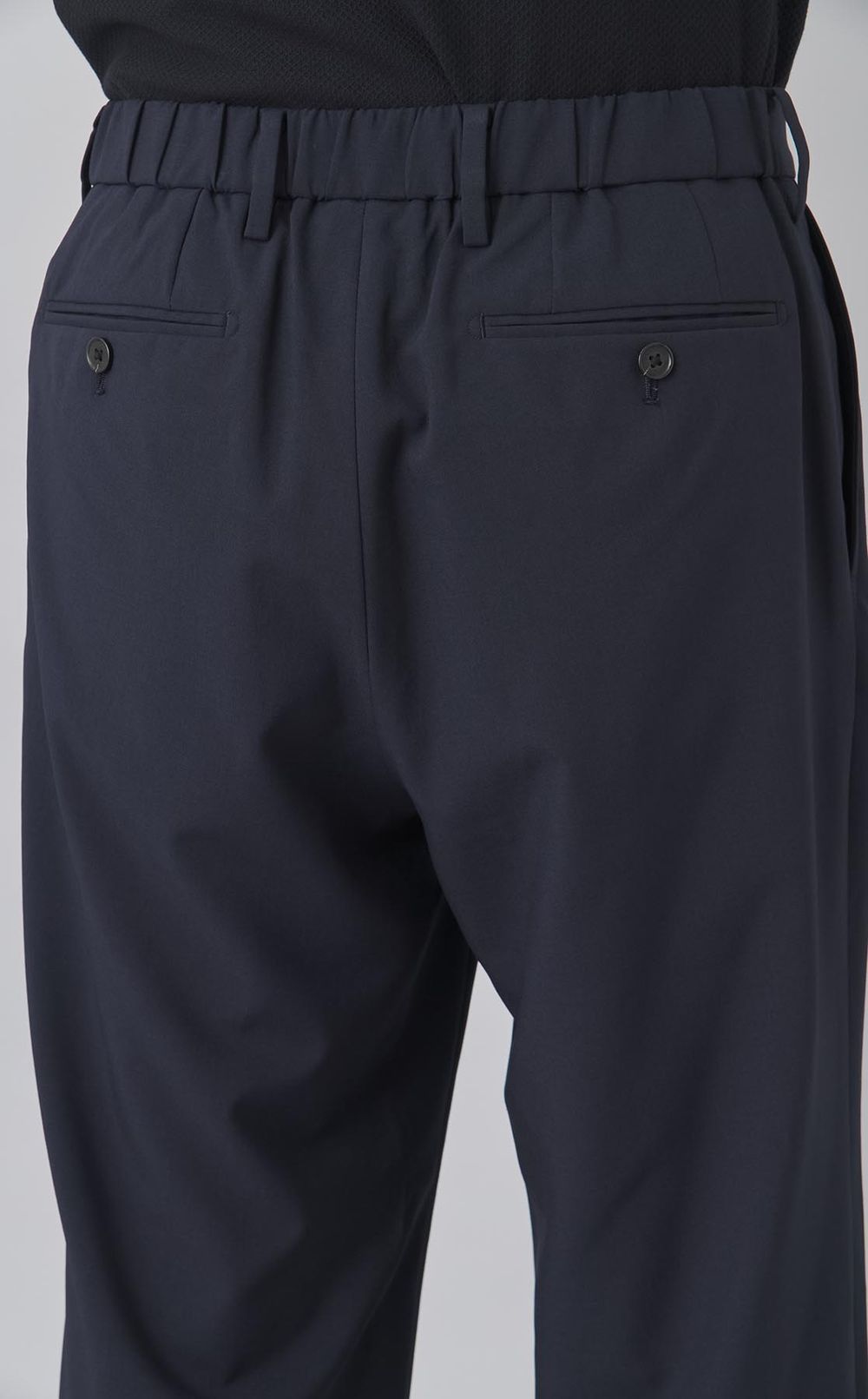 ファイントロピカルタックパンツ