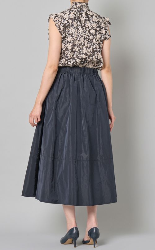 タフタギャザースカート