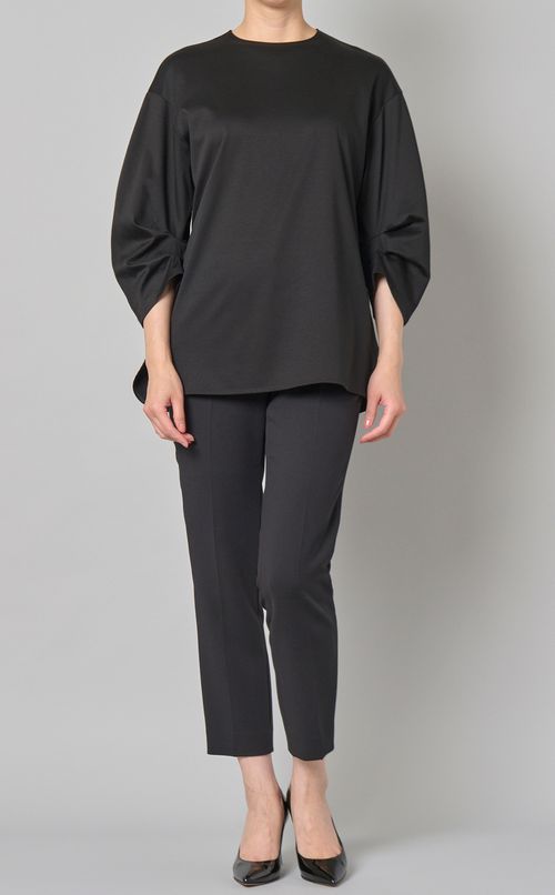 タックスリーブトップス