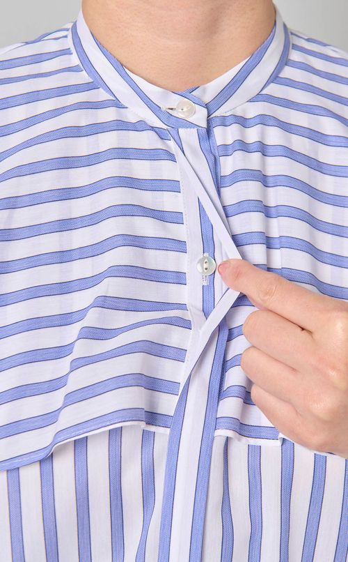 シアーストライプブラウス