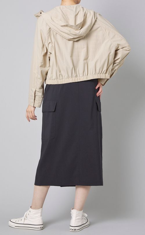 タフタショートフードブルゾン