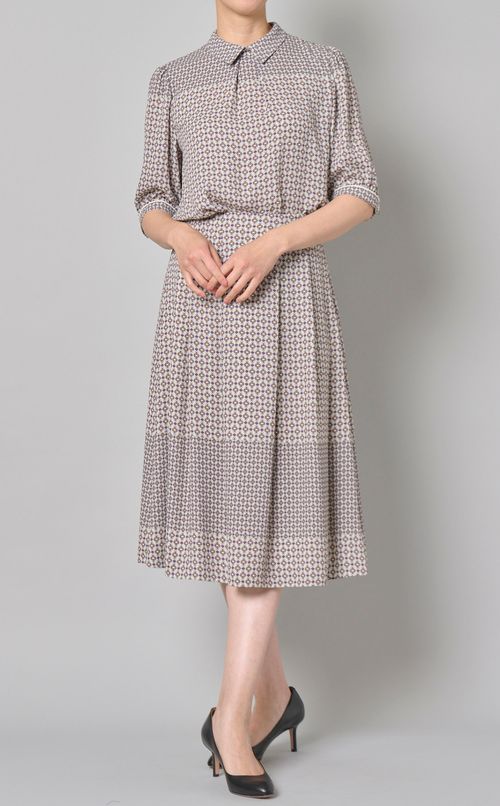 ジオメトリックパネルプリントブラウス