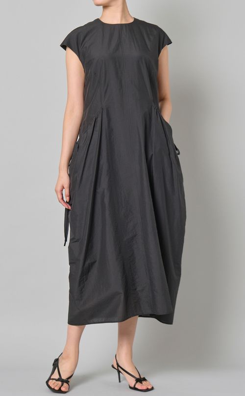 タフタフレンチスリーブワンピース