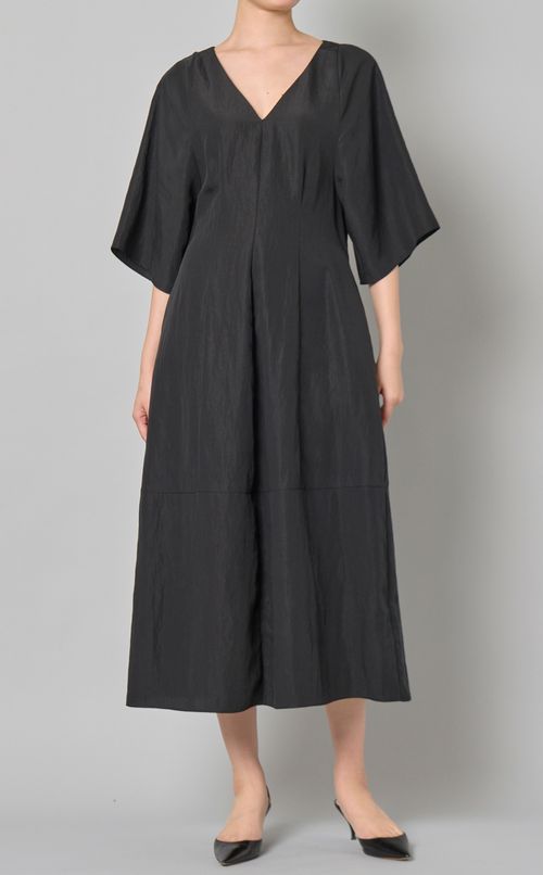 ダブルVネックフレアワンピース