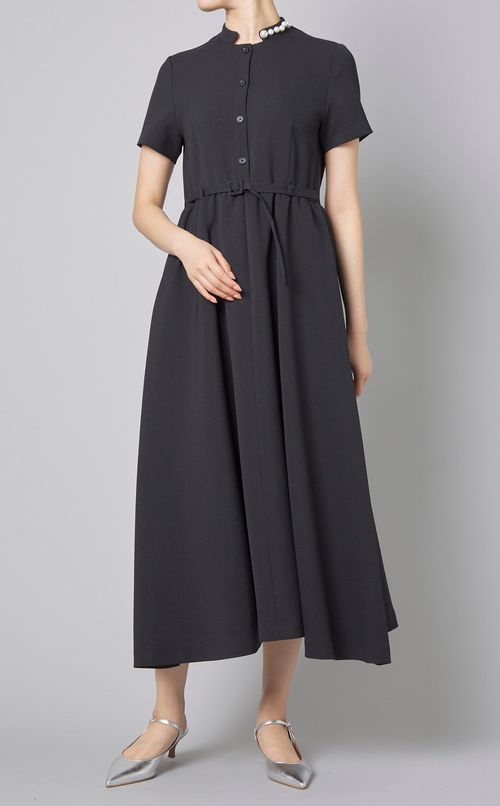 パール付スタンドカラーワンピース