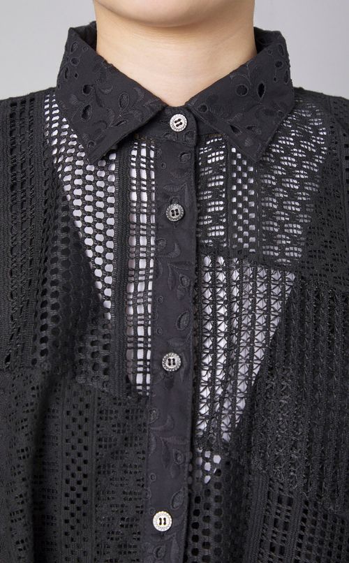 パッチワークレースブラウス