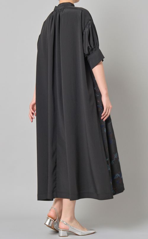 【別注】ボタニカル刺繍ドレス