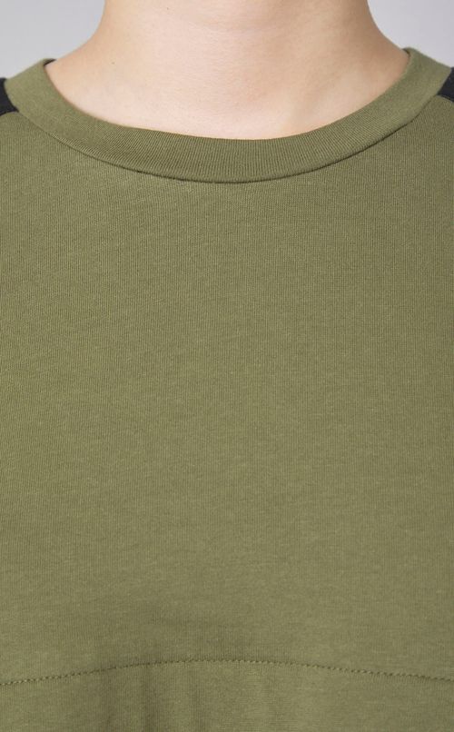 ギミックバックプリーツワンピース