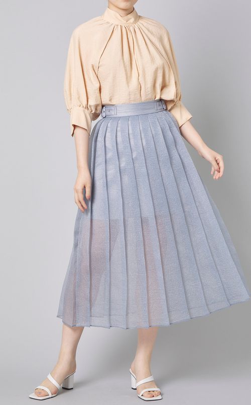 ボリュームスリーブブラウス