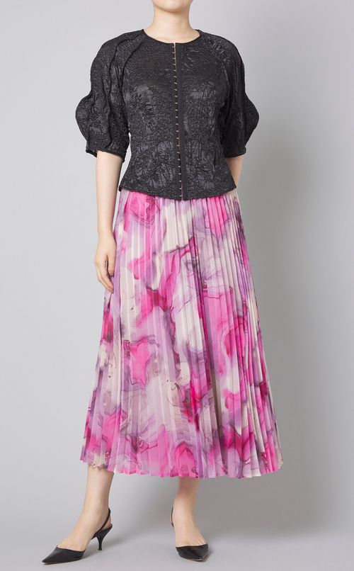 エンブロイダリーシアーブラウス