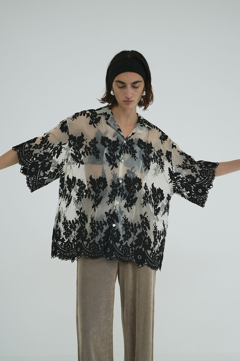 シアーフラワーレースシャツ