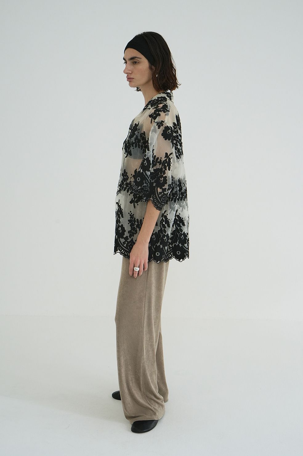 シアーフラワーレースシャツ