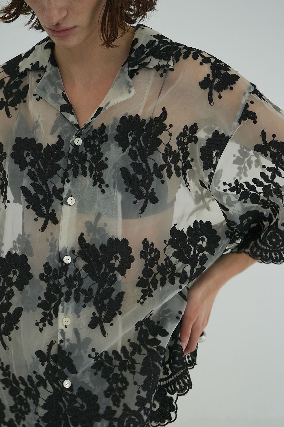 シアーフラワーレースシャツ