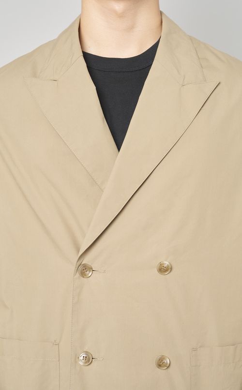 ピークドラペルダブルジャケット