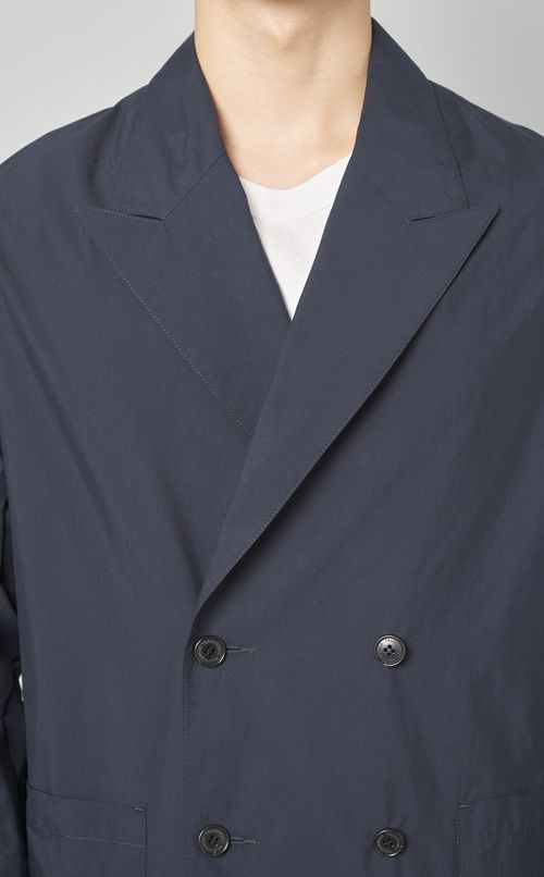 ピークドラペルダブルジャケット