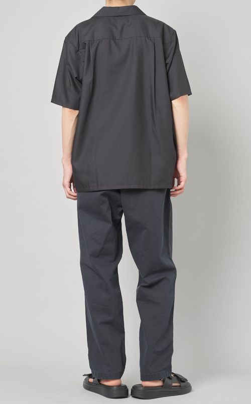 ポリエステルシャツ