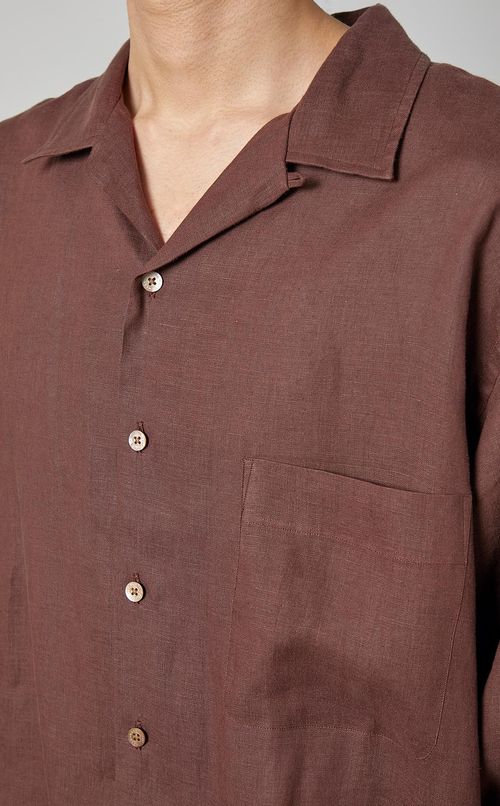 オープンカラーシャツ