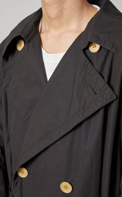 タイプライタートレンチコート