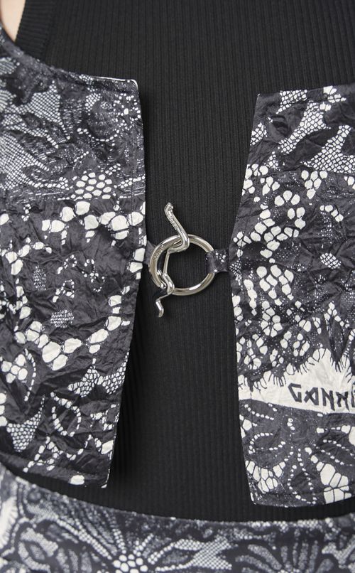 サテンレースプリントクロップブラウス