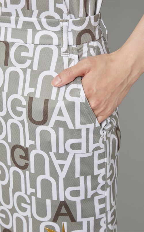 【手洗い可】ロゴプリントタイトスカート