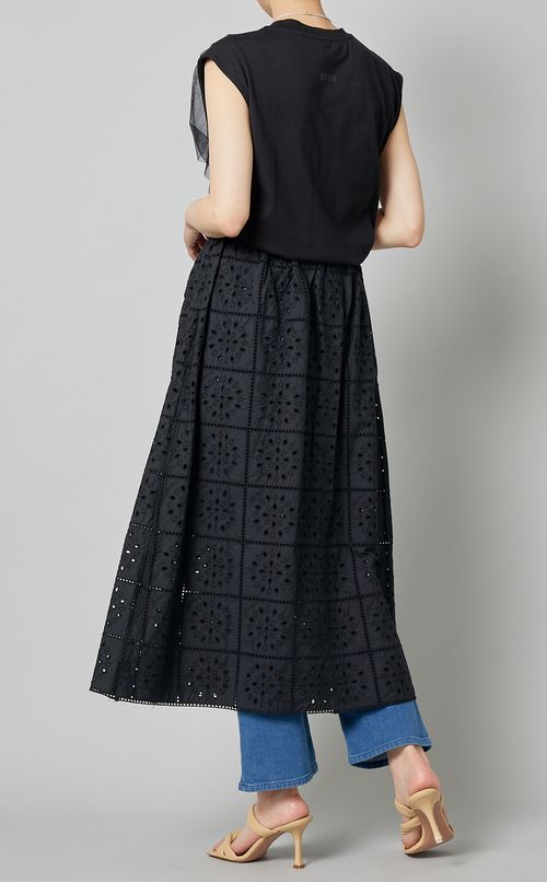 コットンカットワークレーススカート