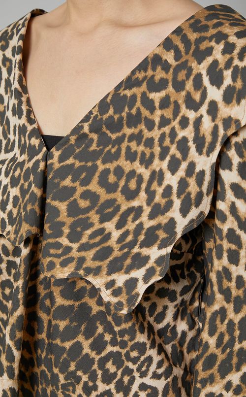 レオパードワイドカラークロップブラウス