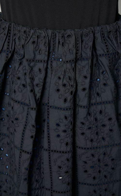 コットンカットワークレーススカート