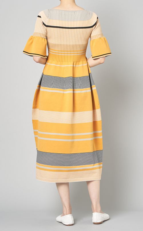 マルチボーダーニットワンピース