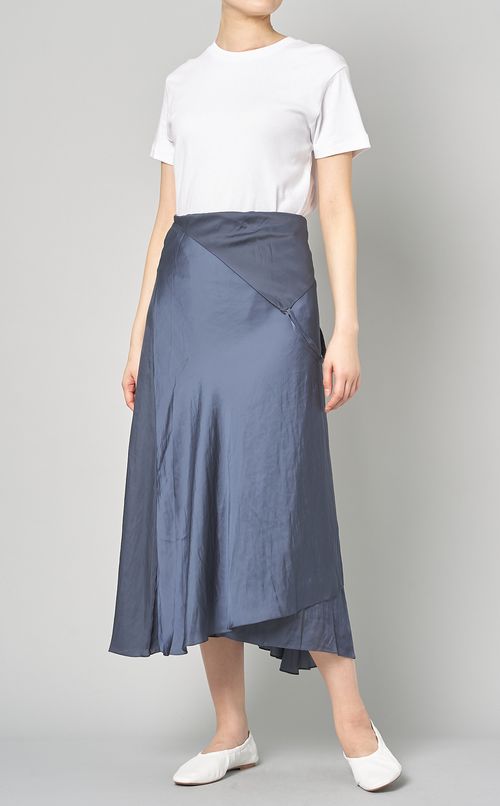 ワンショルダーラップスカート