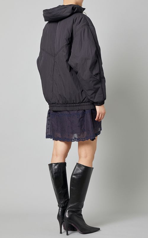 トグルボタンフーディ中綿ブルゾン