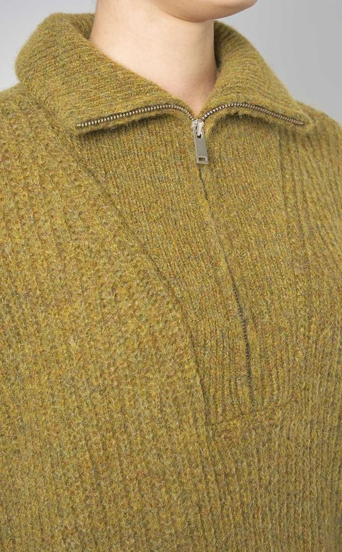 ウールジップドロールネックニット