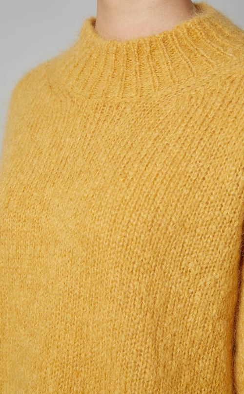 クルーネックウール混ニットプルオーバー