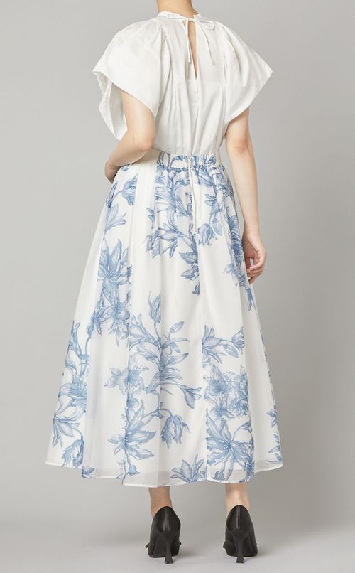 ボタニカルプリントフレアスカート