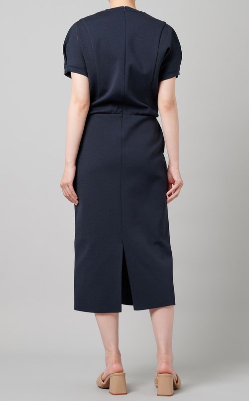 パフスリーブニットワンピース