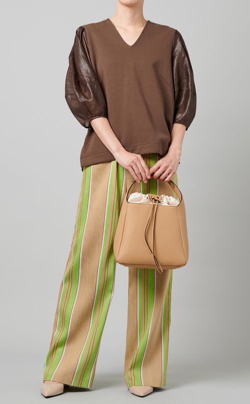 レザーハンドバッグ