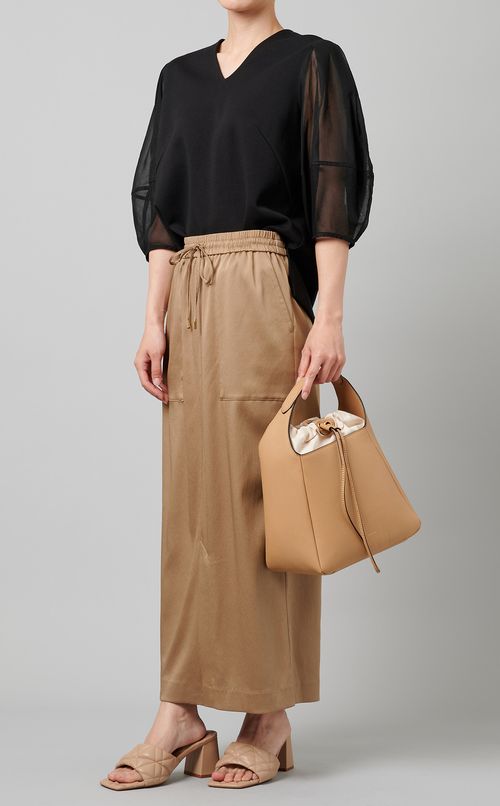 レザーハンドバッグ