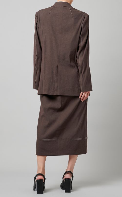 ピークドラペルダブルジャケット