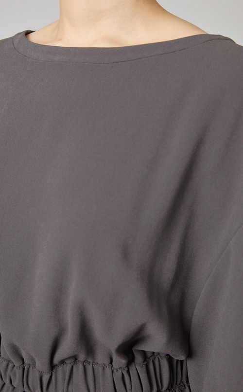 シャーリングジャージーワンピース