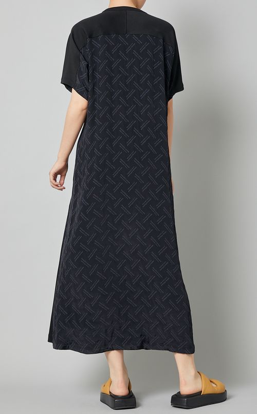 ロゴジャカードフレアワンピース