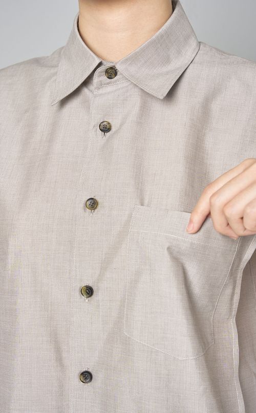 スリーブレスAラインブラウス