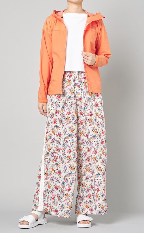 フーデットベンチャージャケット