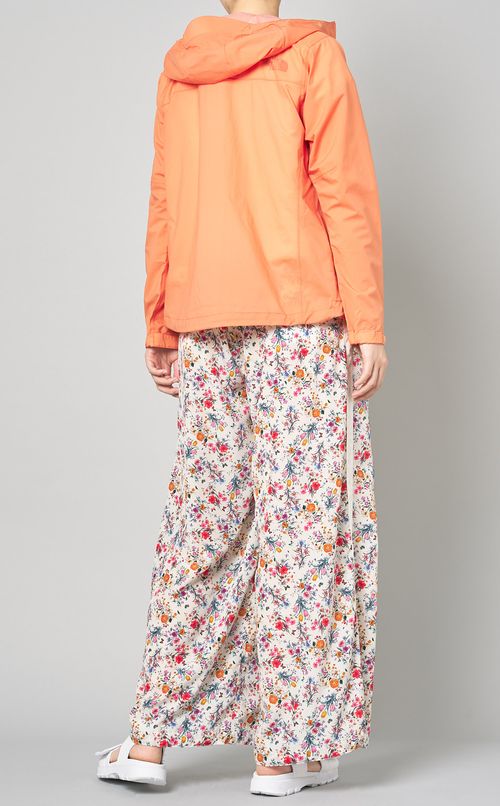 フーデットベンチャージャケット