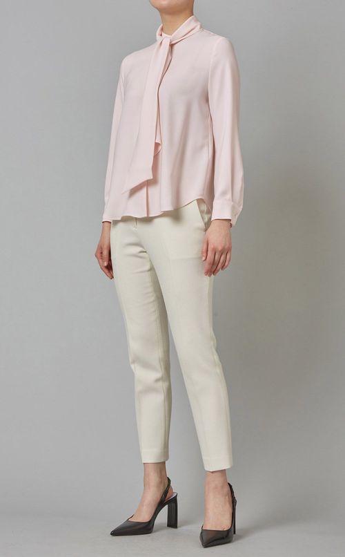 ボウタイ付フライフロントブラウス