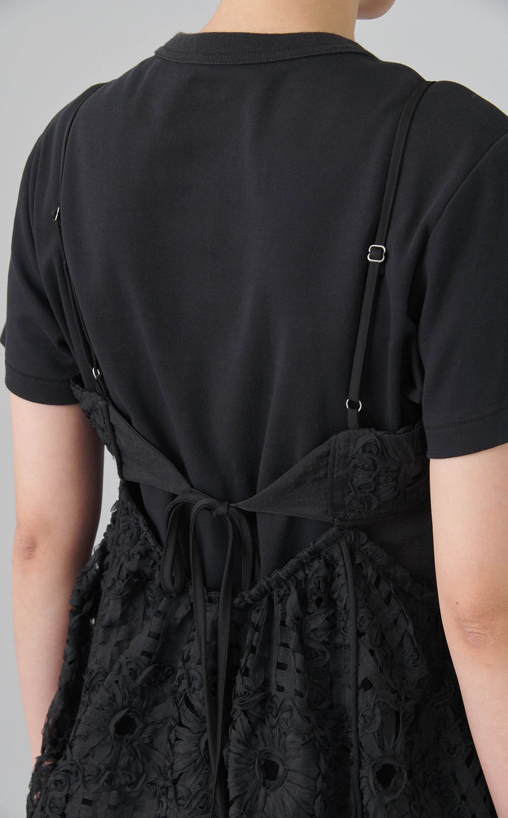 刺繍ティアードワンピース