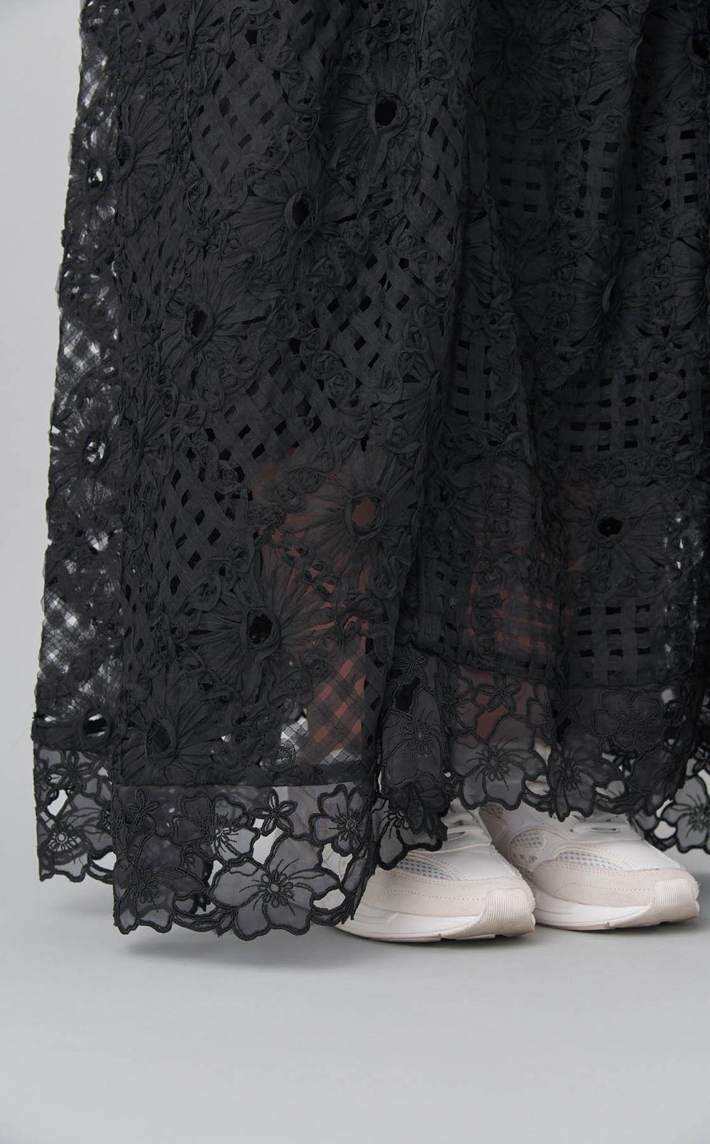 刺繍ティアードワンピース