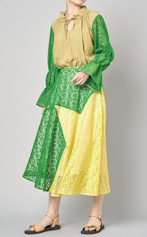 スターカッティングレーススカート