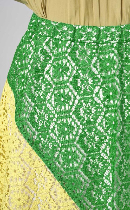 スターカッティングレーススカート